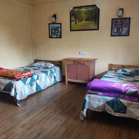 D Cloud Guesthouse เชร์ราปุนจี ภายนอก รูปภาพ